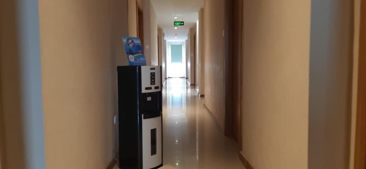 Deli Hotel Medan Exterior foto